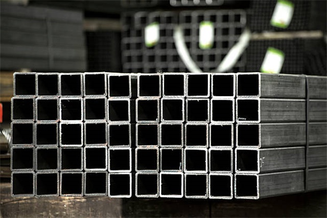 郧西Q355B<font style='color:red'>无缝方管</font>促销价格